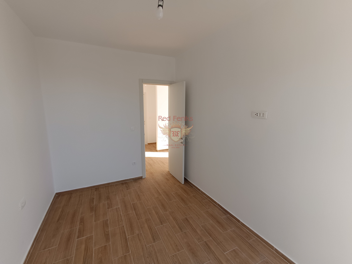 Flat in Budva, Montenegro, 53 m² - picture 16