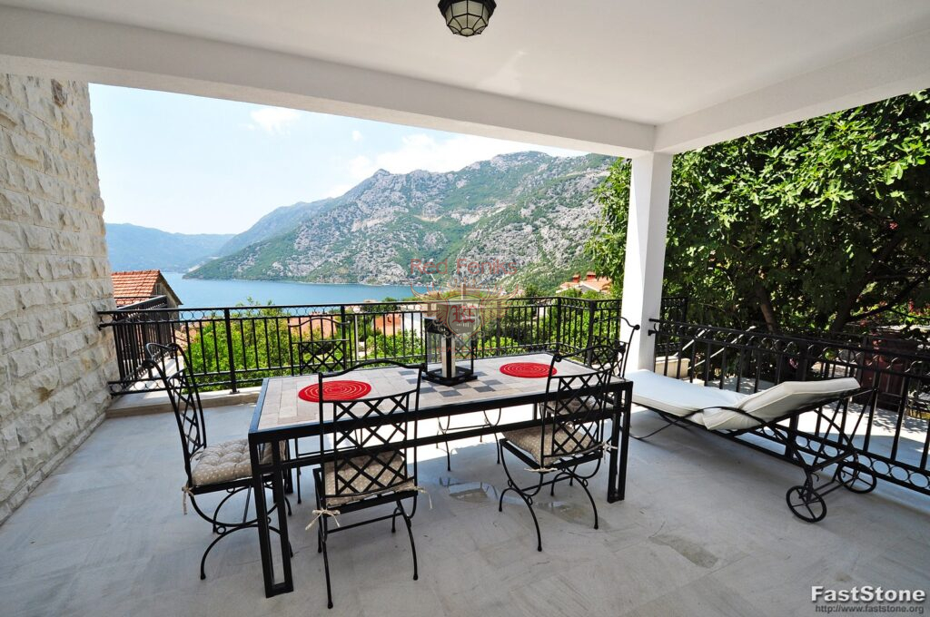 Piso en Kotor, Montenegro, 92 m² - imagen 16