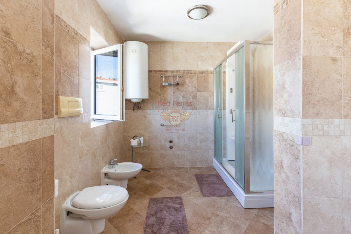 Flat in Budva, Montenegro, 139 m² - picture 16