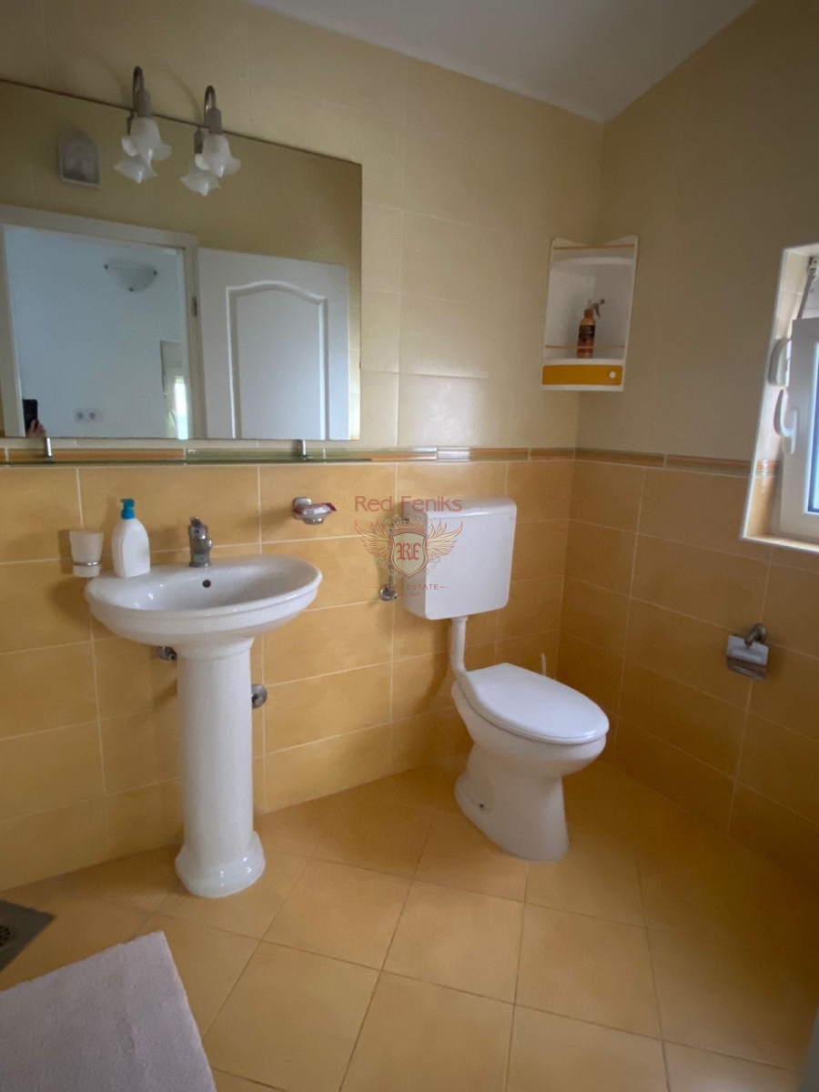 House in Bar, Montenegro, 200 m² - picture 16