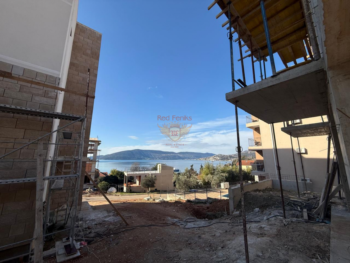 Piso en Herceg-Novi, Montenegro, 44 m² - imagen 17