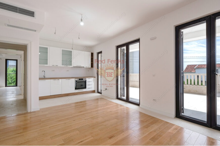 Flat in Tivat, Montenegro, 50 m² - picture 17