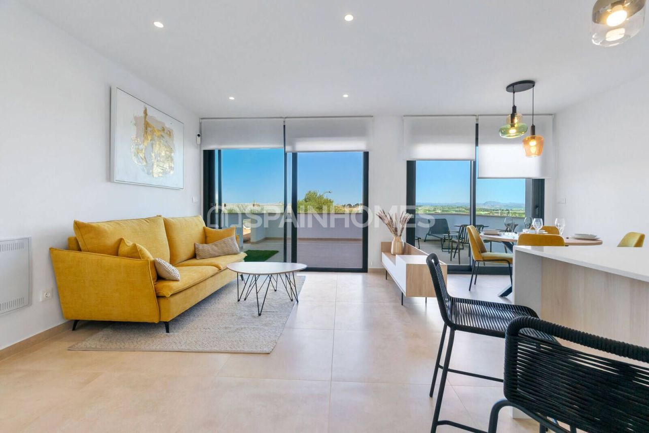 Penthouse in Torrevieja, Spain, 74 m² - picture 14