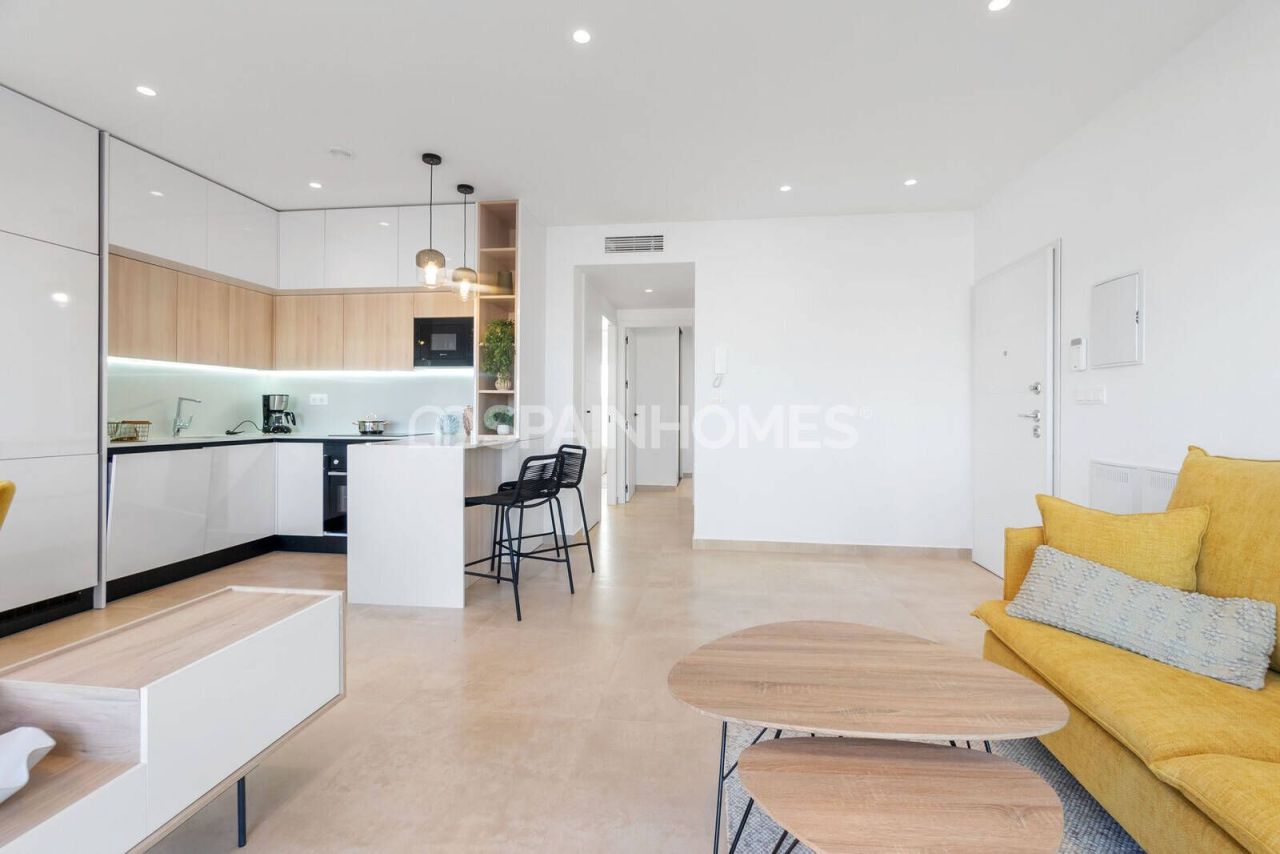 Penthouse in Torrevieja, Spain, 74 m² - picture 16