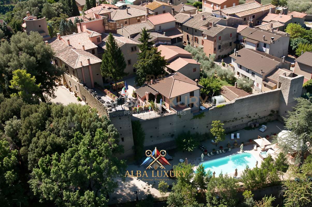 Apartment in Deruta, Italien, 2 500 m² - Foto 1