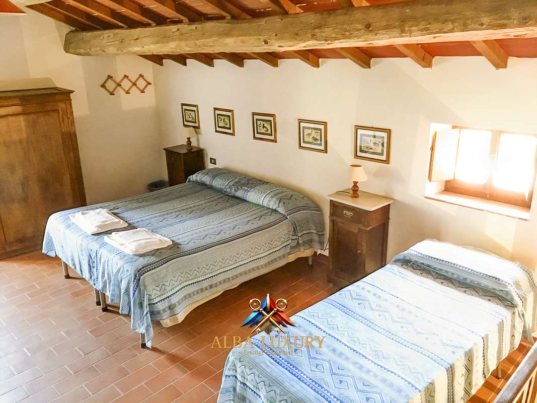 Villa in Pieve Santo Stefano, Italien, 4 100 m² - Foto 12