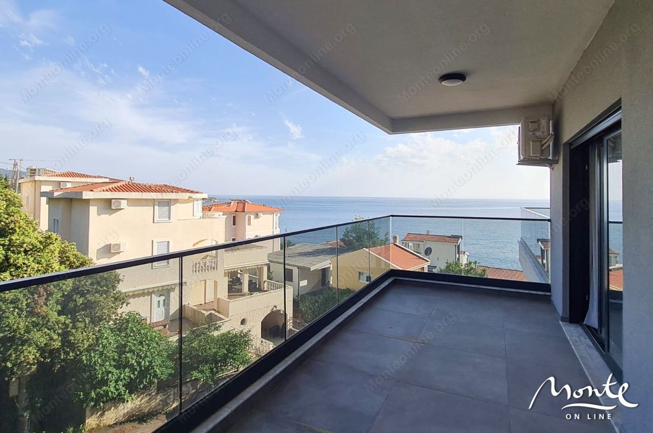 Apartment in Dobra Voda, Montenegro, 67 m² - picture 1