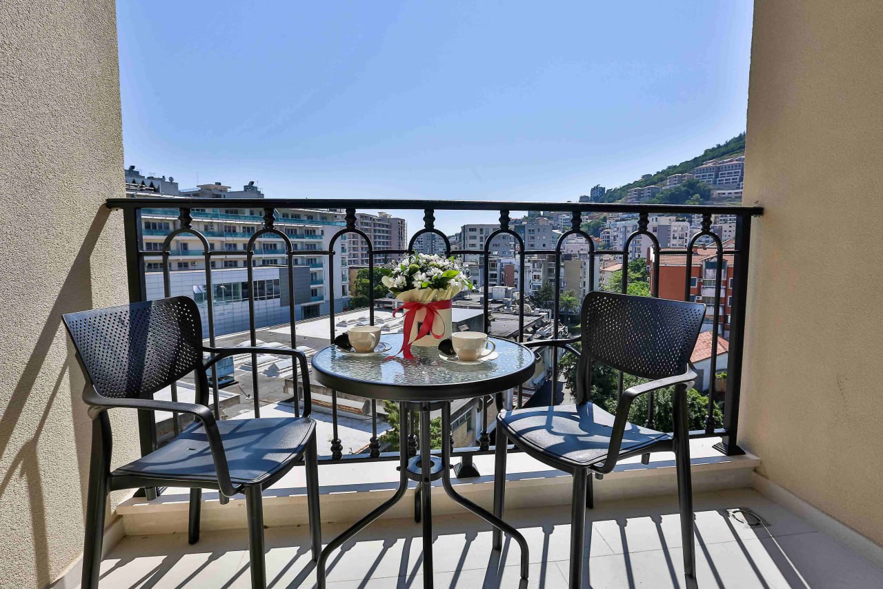 Apartment in Budva, Montenegro, 42 m² - Foto 1