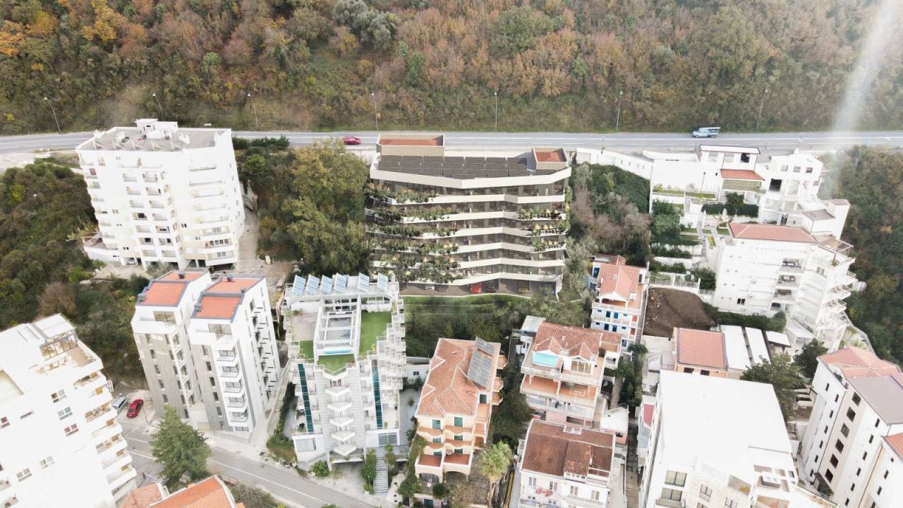 Apartment in Rafailovici, Montenegro, 83 m² - picture 1