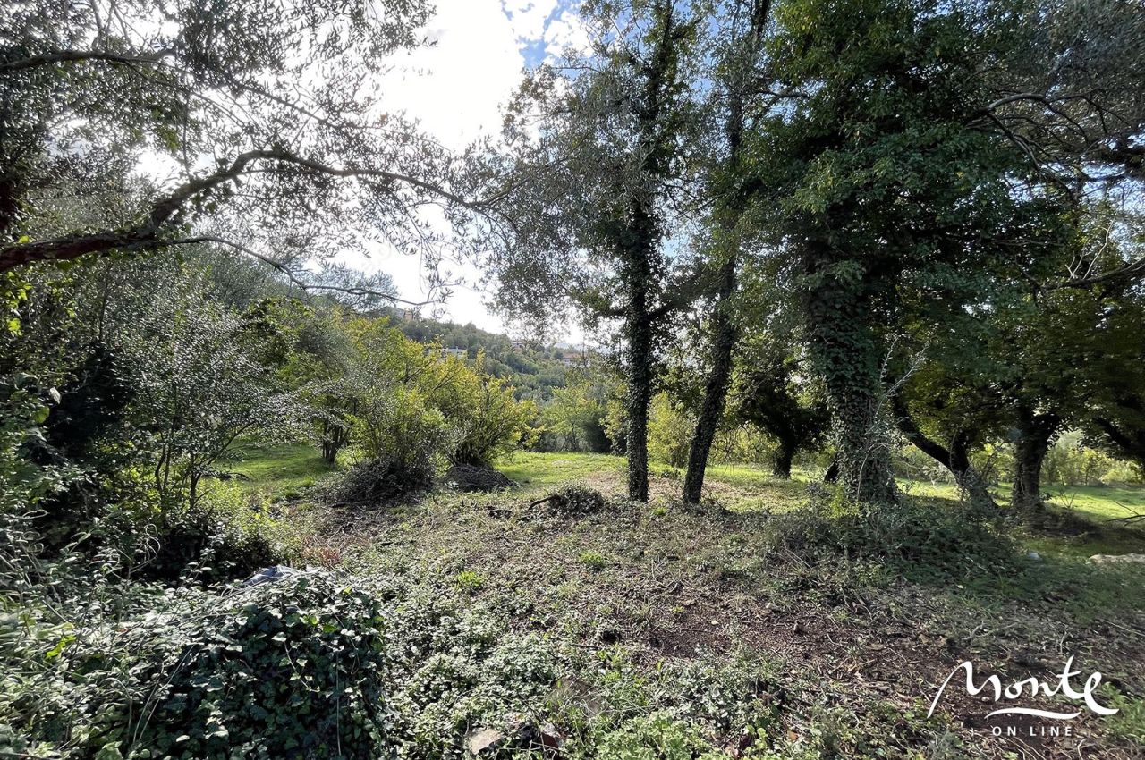 Terreno en Kavač, Montenegro, 350 m² - imagen 1