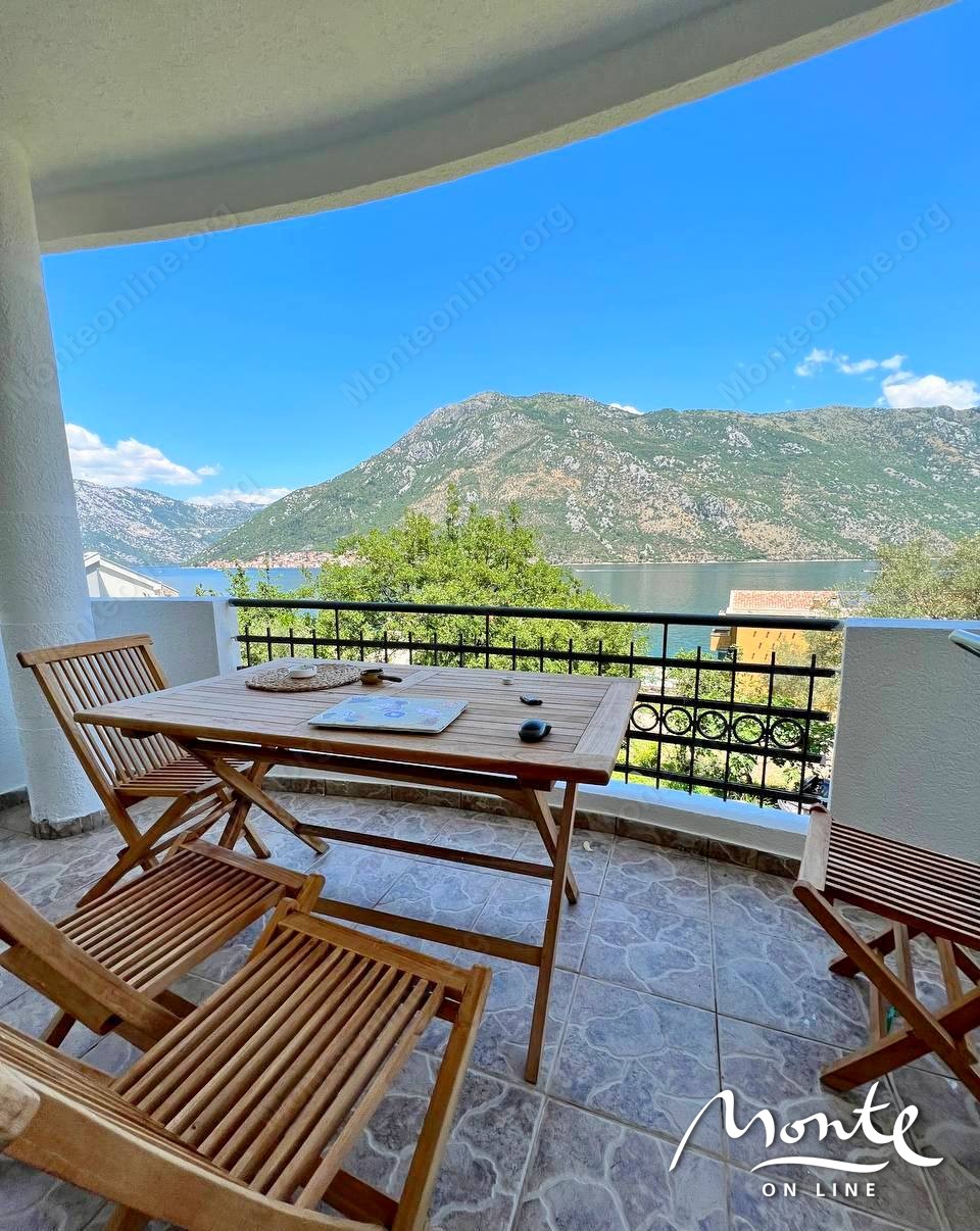 Apartment in Stoliw, Montenegro, 132 m² - Foto 1