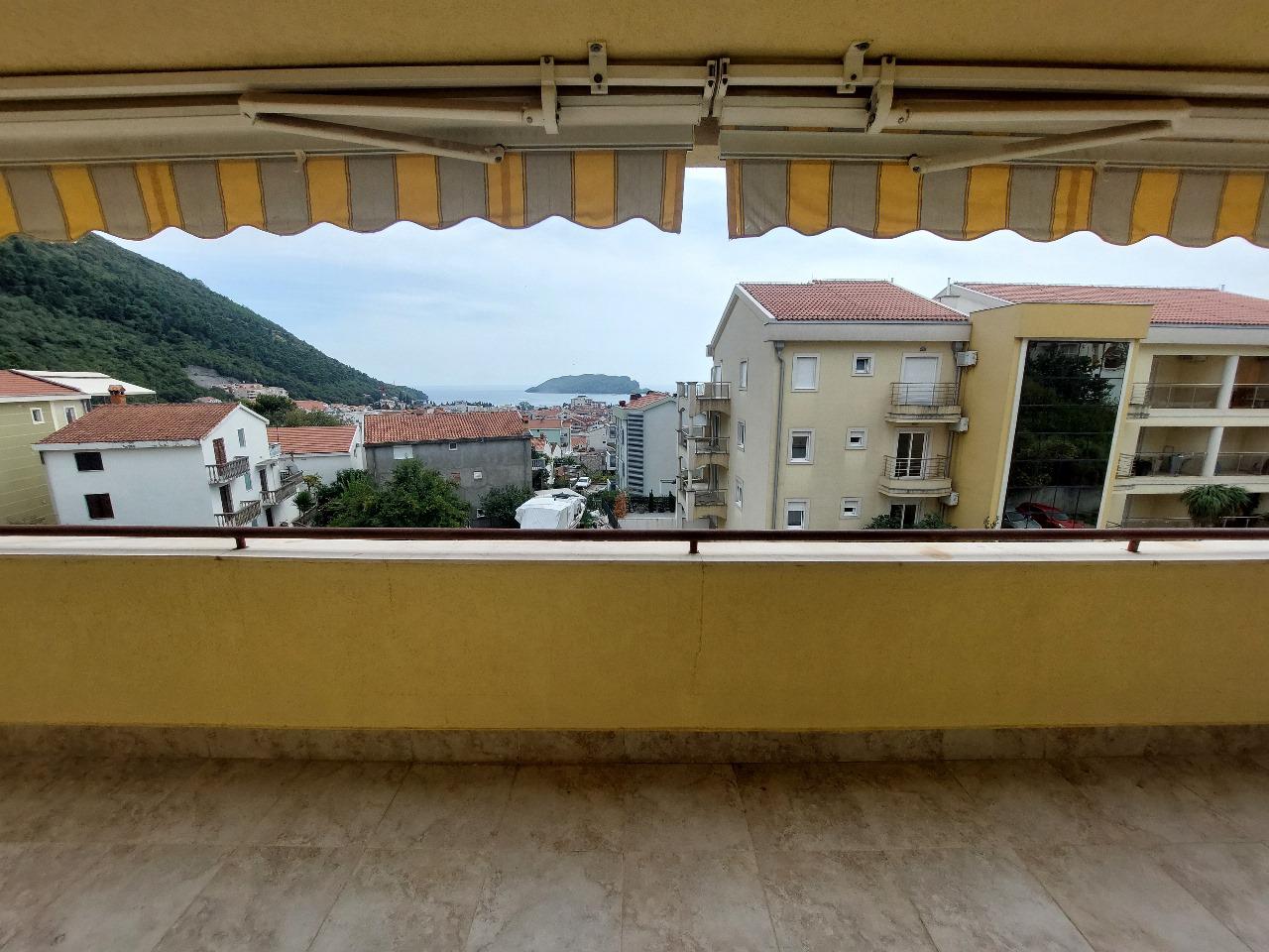 Apartment in Budva, Montenegro, 138 m² - picture 1