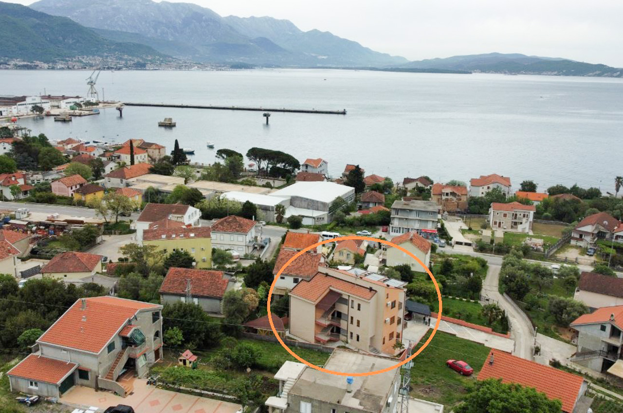 Apartment in Bijela, Montenegro, 85 m² - Foto 1