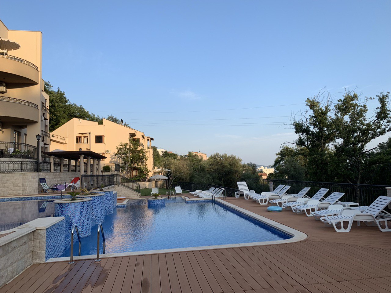 Apartment in Herceg-Novi, Montenegro, 95 m² - picture 1