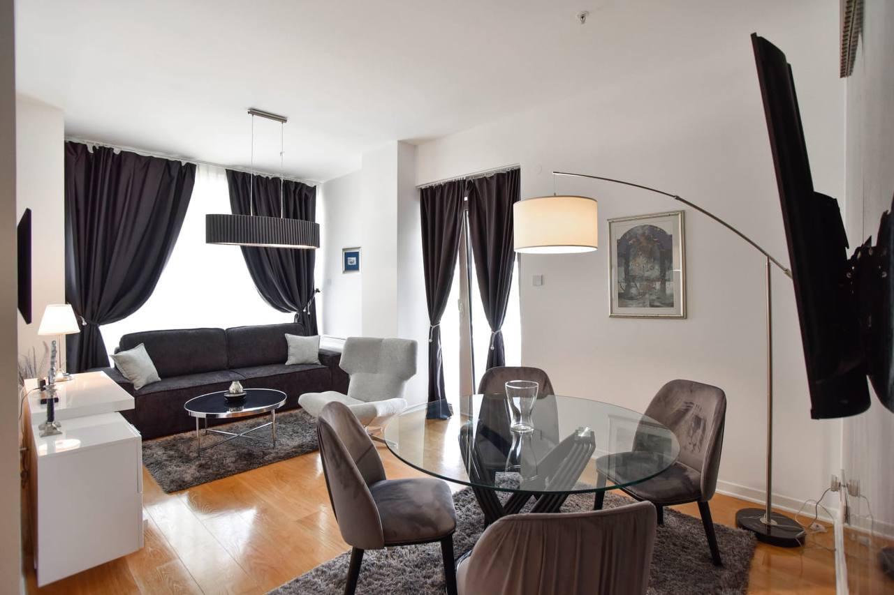 Apartment in Budva, Montenegro, 89 m² - Foto 1
