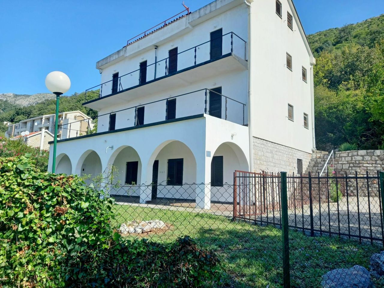 Hotel in Petrovac, Montenegro, 480 m² - Foto 1