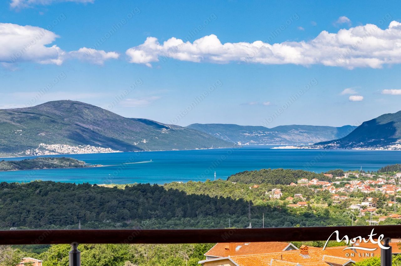 Apartment in Kavac, Montenegro, 119 m² - picture 1