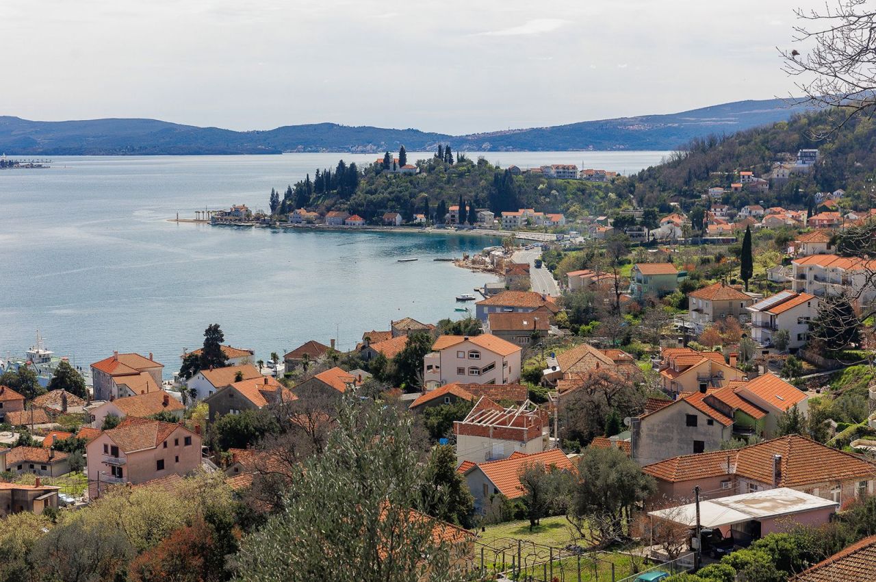 Apartamento en Kamenari, Montenegro, 59.46 m² - imagen 2