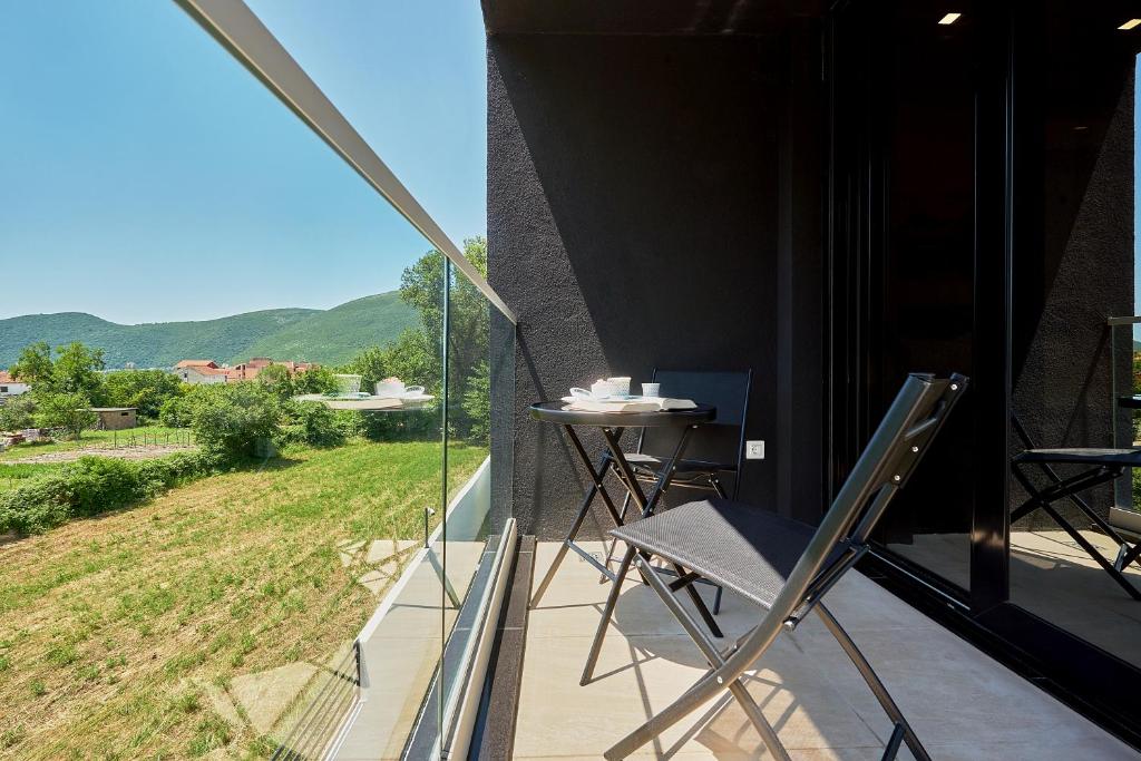 Hotel en Lastva, Montenegro, 382 m² - imagen 2