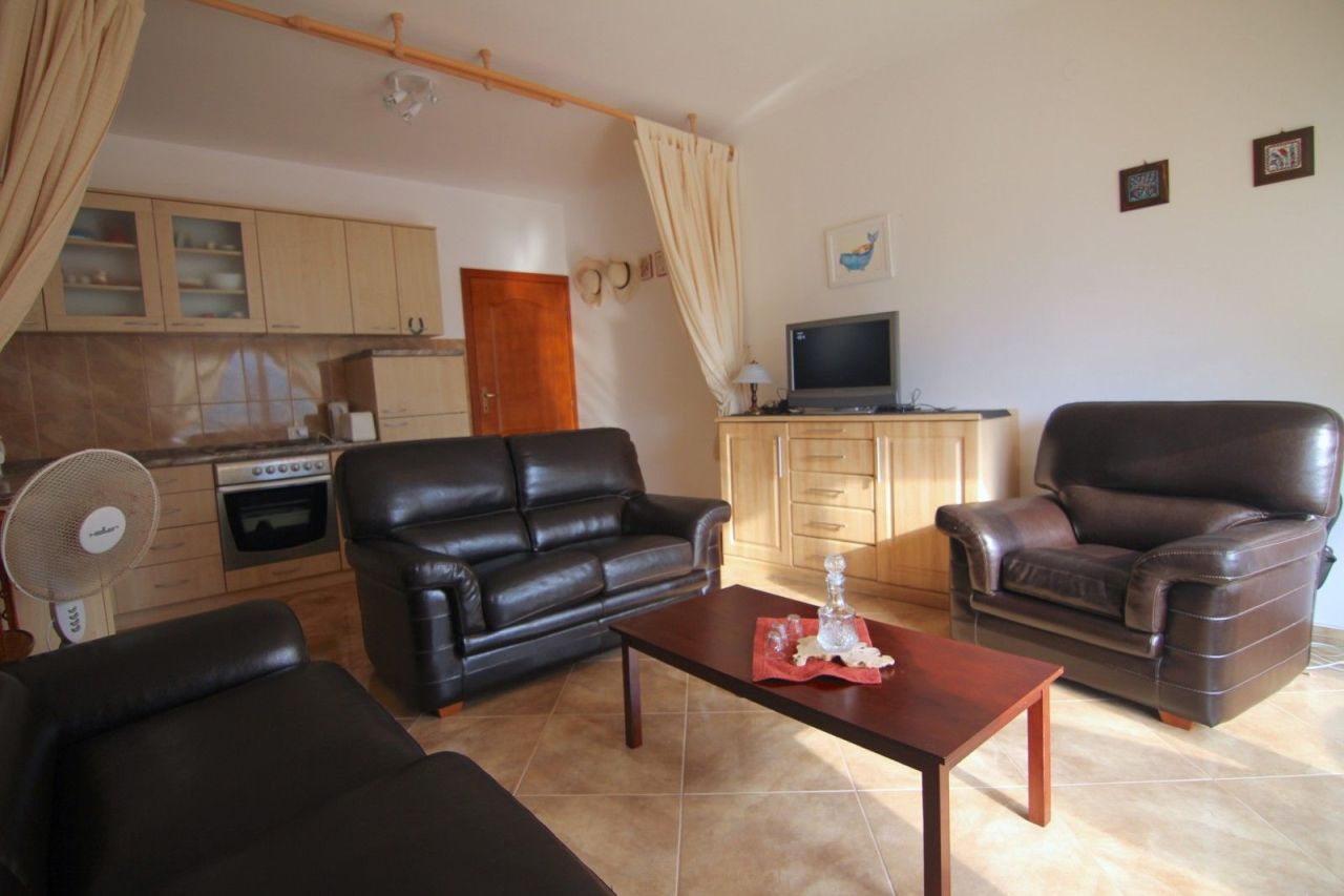 Appartement à Dobrota, Monténégro, 55 m² - image 2