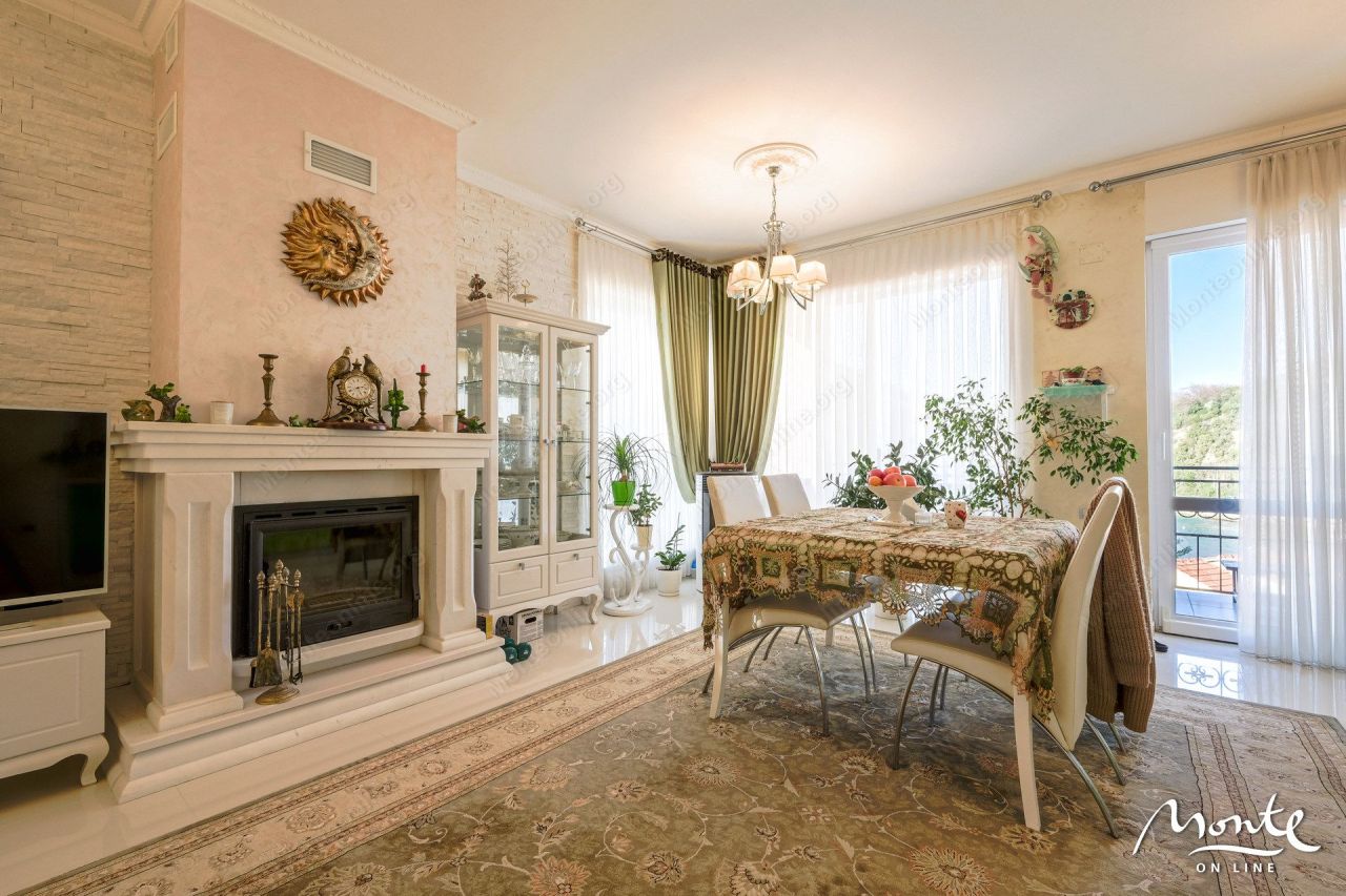 Appartement à Lépétane, Monténégro, 174 m² - image 2