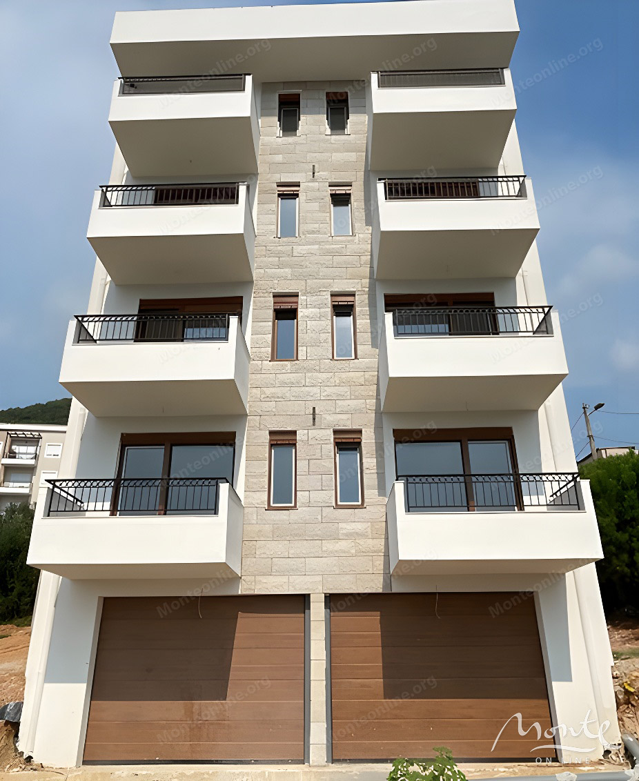 Apartment in Kumbor, Montenegro, 87.5 m² - Foto 2