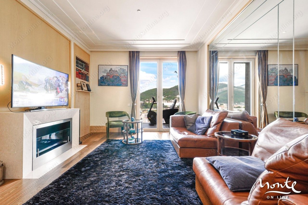 Apartment in Tivat, Montenegro, 69 m² - picture 2