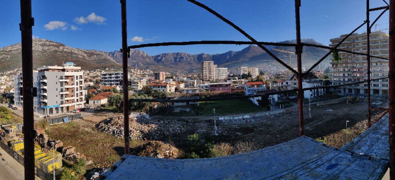 Apartment in Bar, Montenegro, 60.2 m² - Foto 2