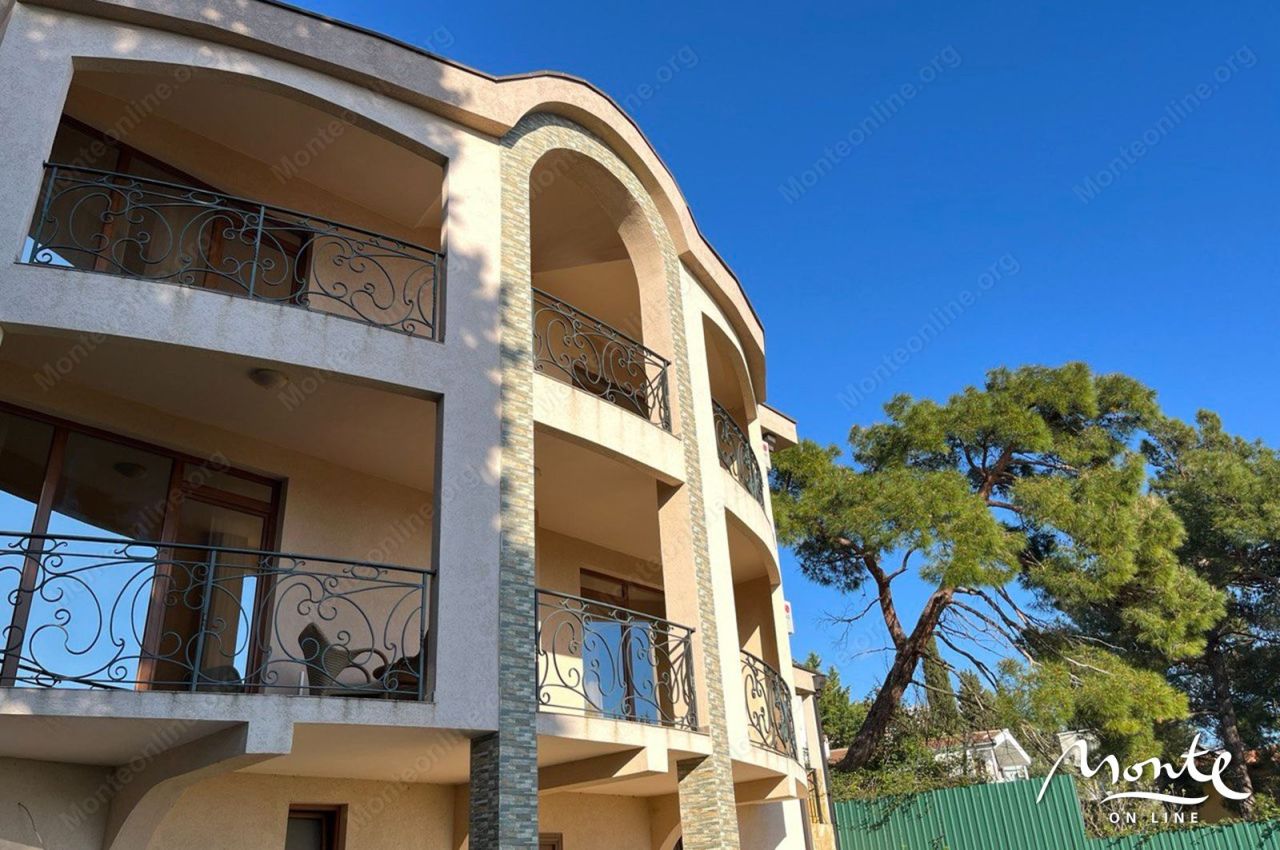 Villa a Bar, Montenegro, 200 m² - foto 2