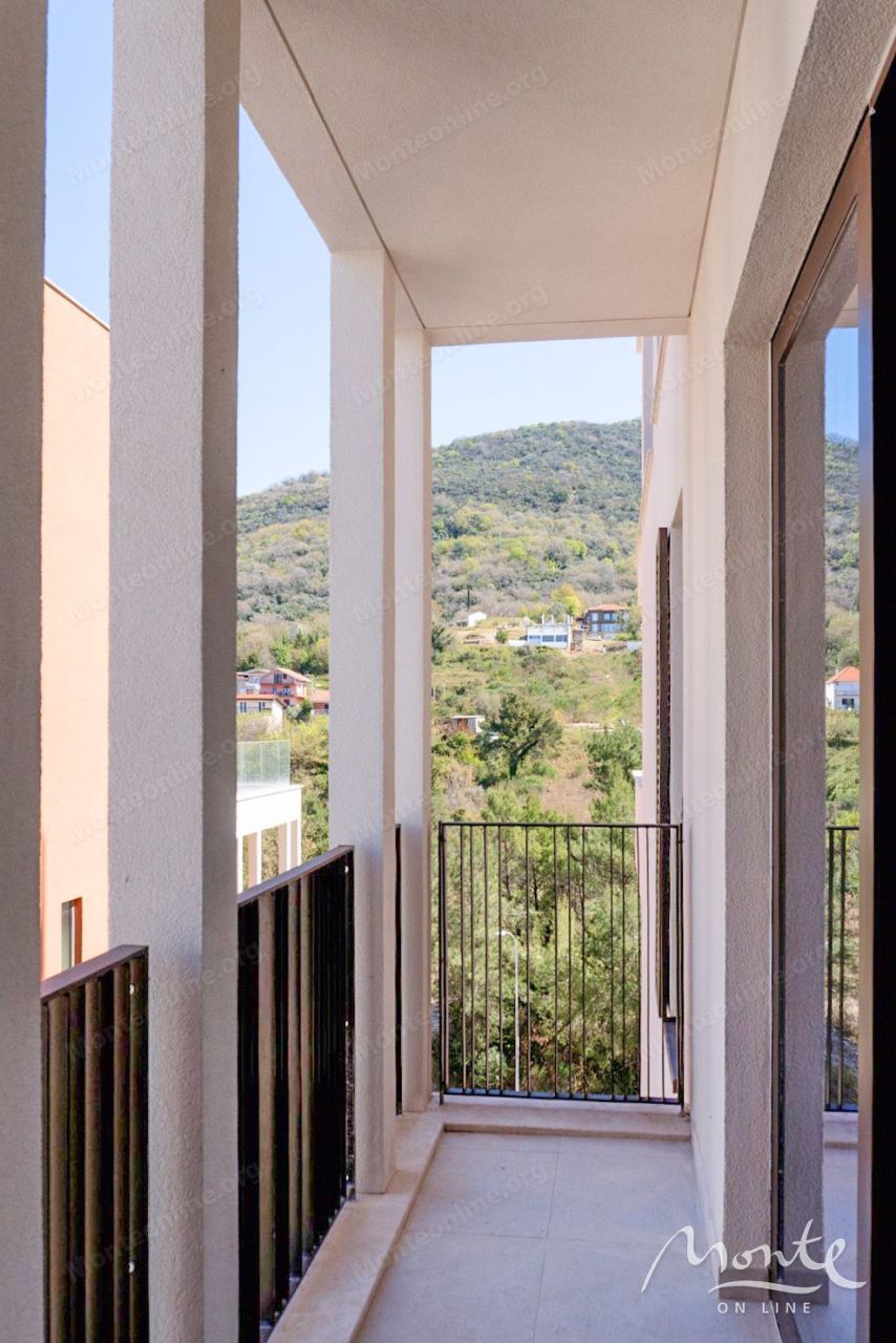 Apartamento en Tivat, Montenegro, 55.61 m² - imagen 3