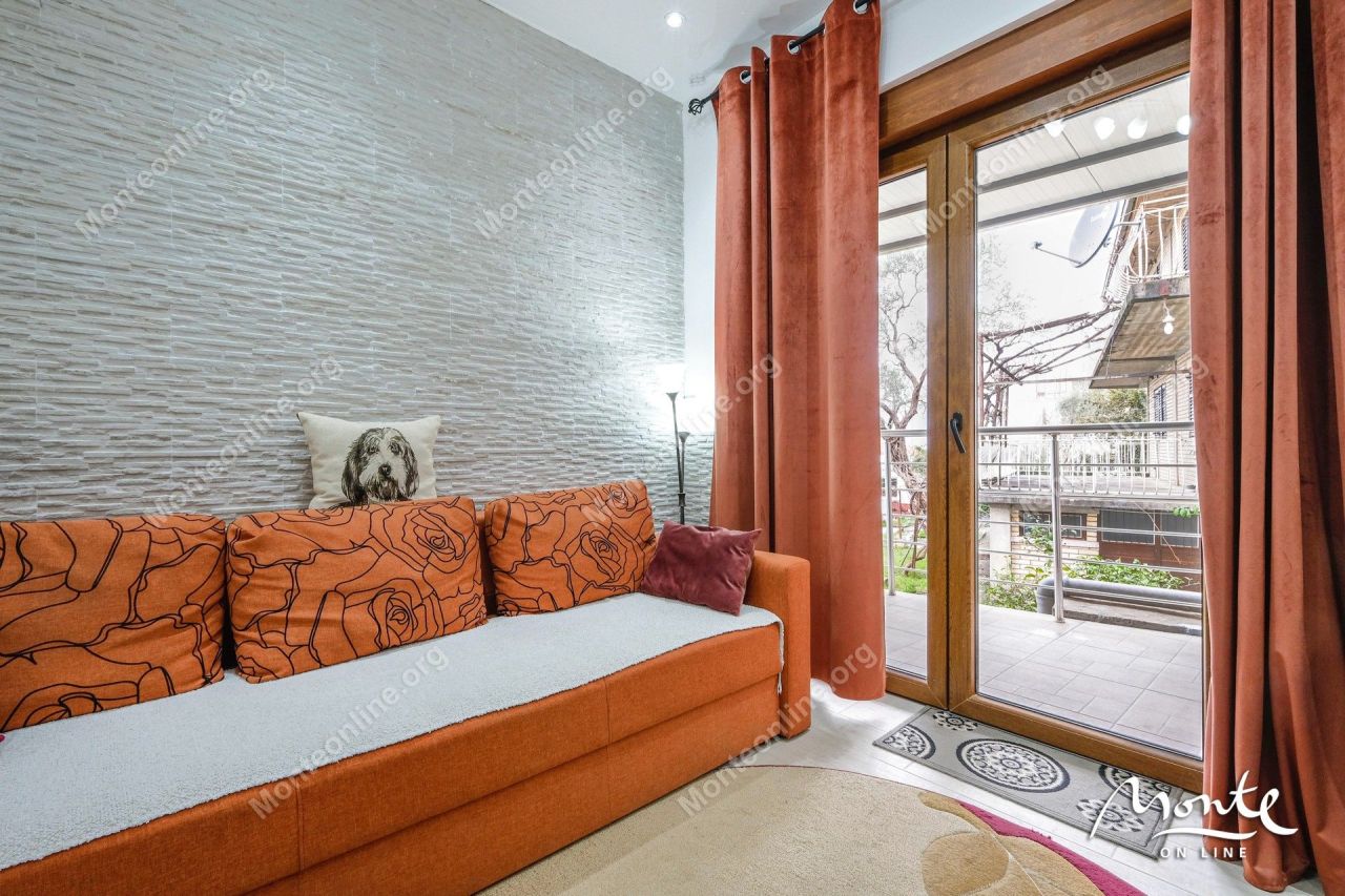 Apartment in Tivat, Montenegro, 77 m² - Foto 3