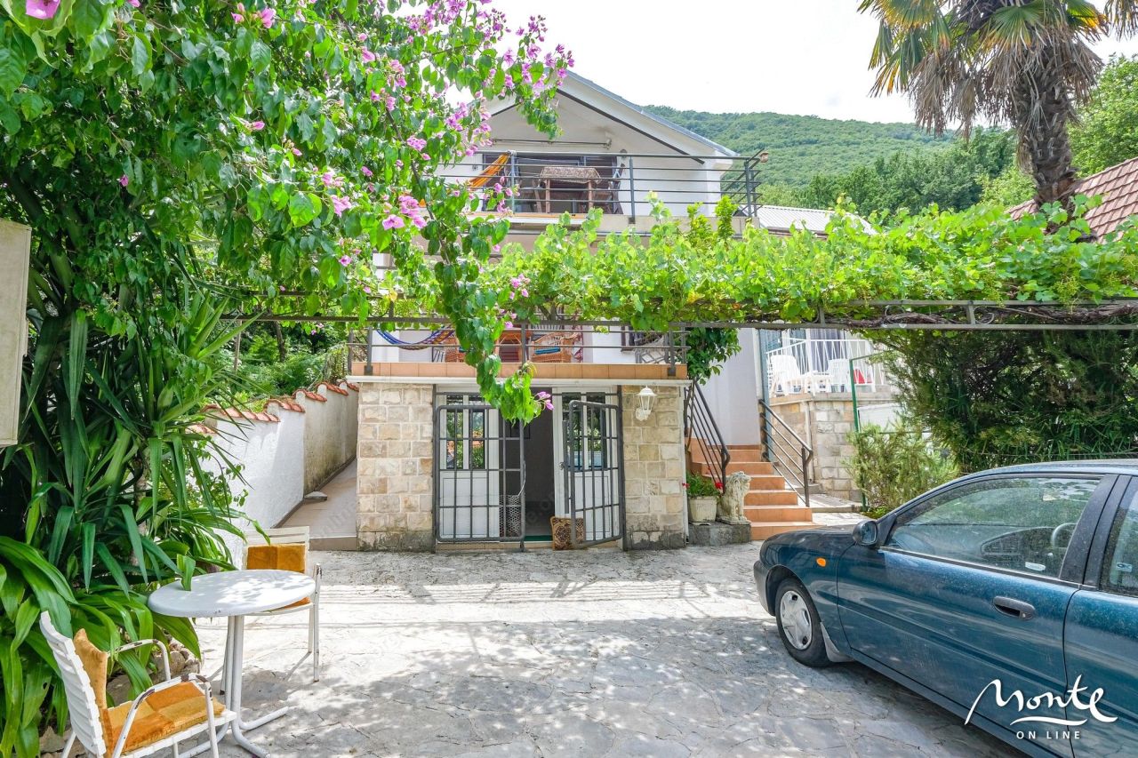 Villa a Stoliv, Montenegro, 133 m² - foto 4