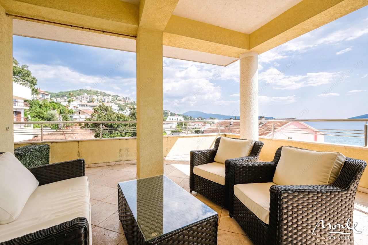 Apartamento en Igalo, Montenegro, 94 m² - imagen 4