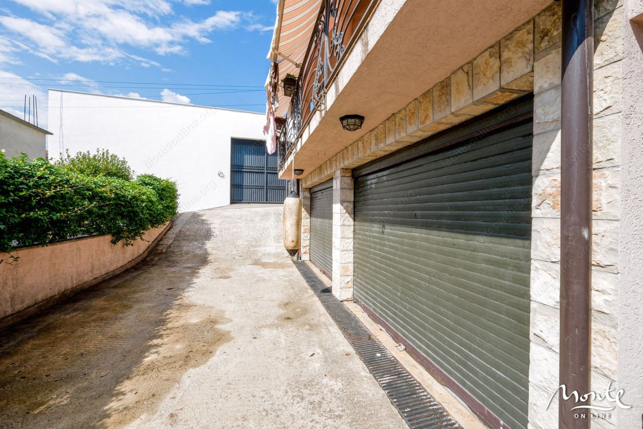 Villa au Bar, Monténégro, 280 m² - image 4