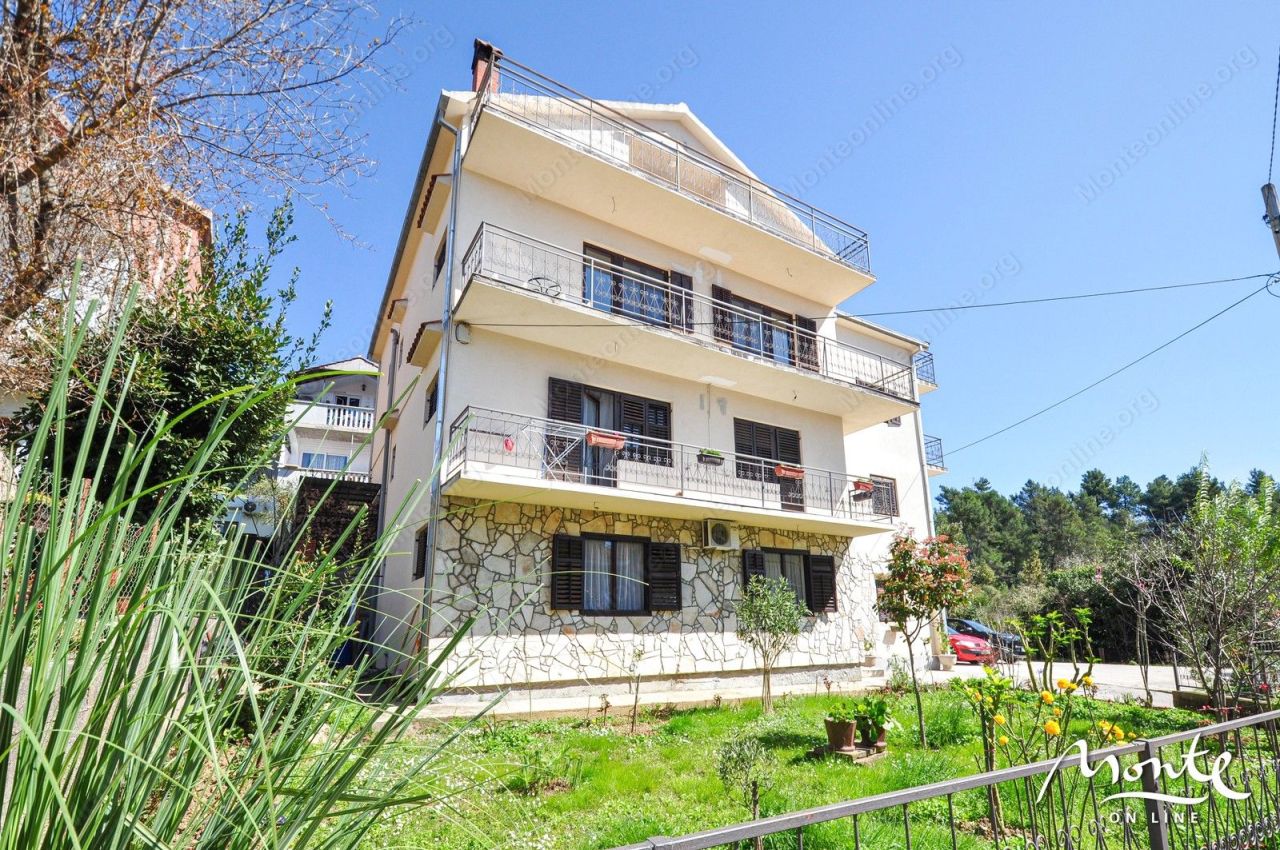 Villa a Tivat, Montenegro, 525 m² - foto 4