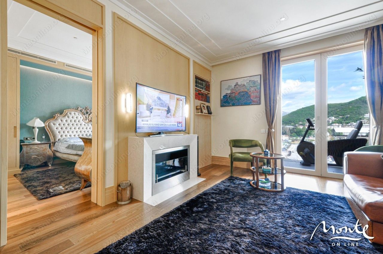 Apartment in Tivat, Montenegro, 69 m² - picture 4