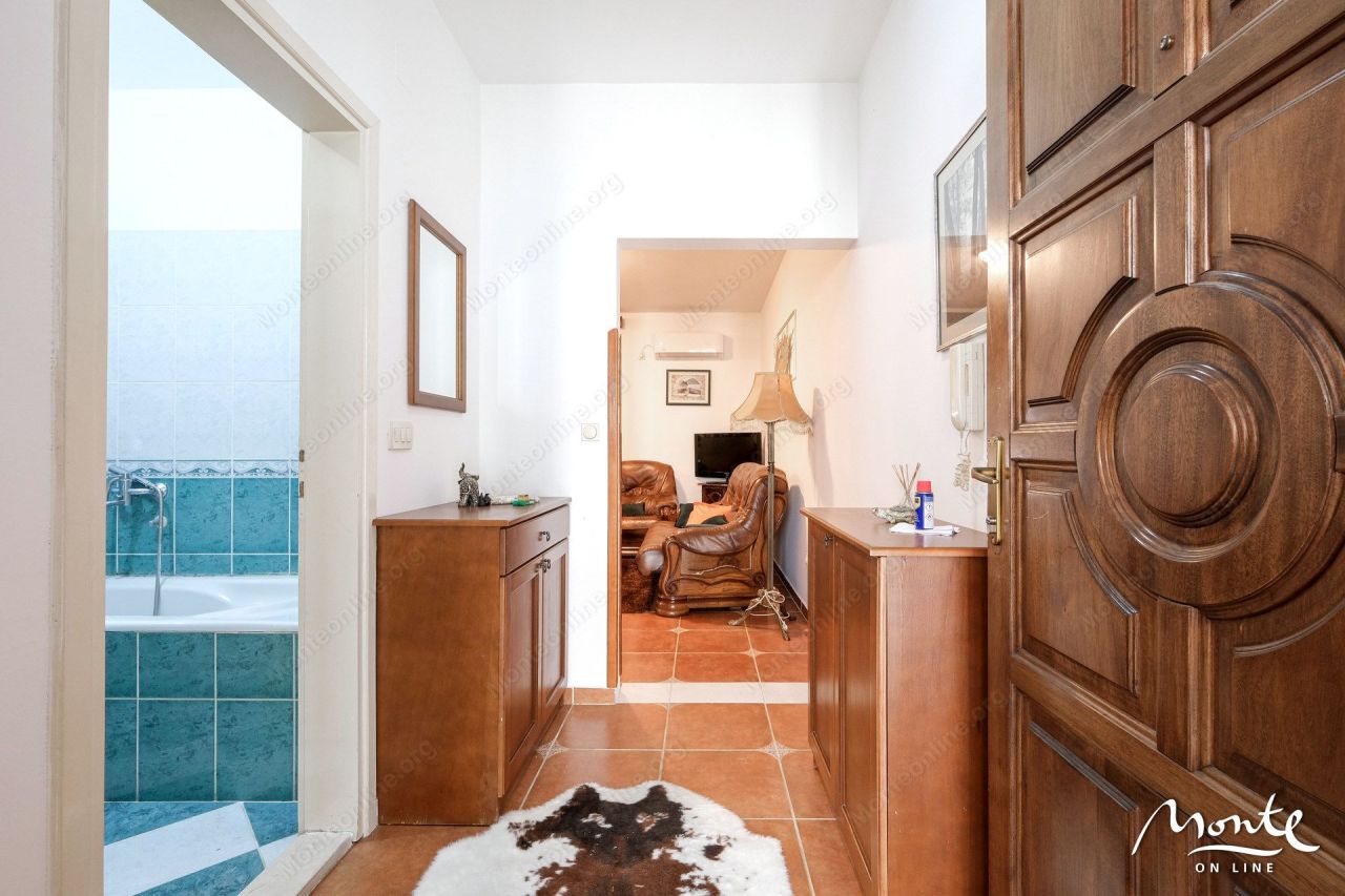 Apartment in Bijela, Montenegro, 64 m² - Foto 4