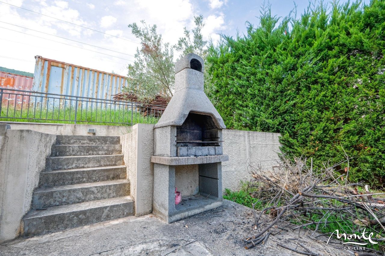 Villa in Bijela, Montenegro, 200 m² - picture 5