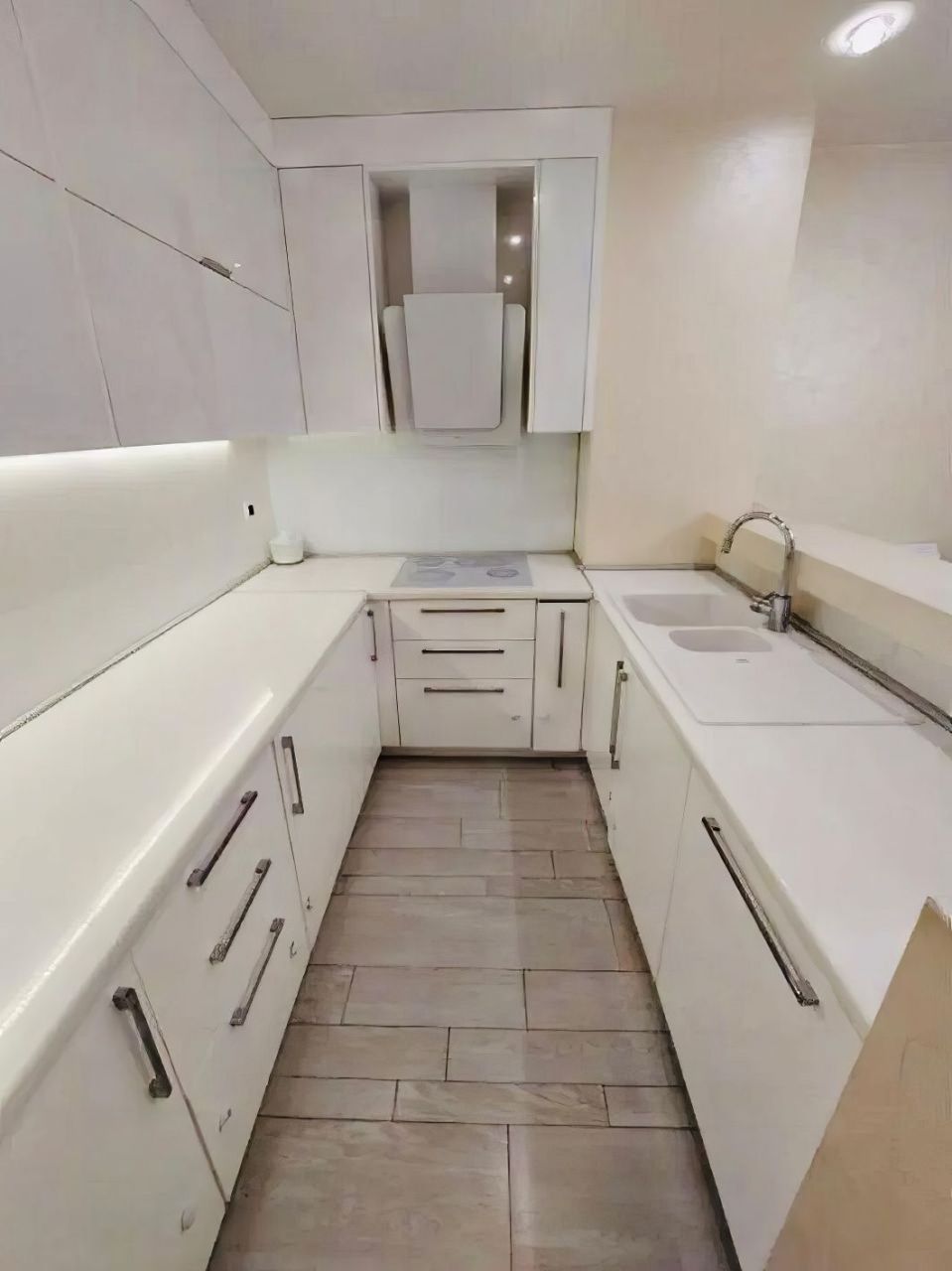 Apartment in Budva, Montenegro, 80 m² - picture 5