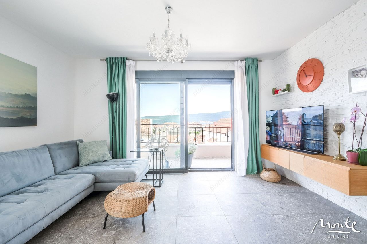 Apartment in Tivat, Montenegro, 77 m² - picture 5