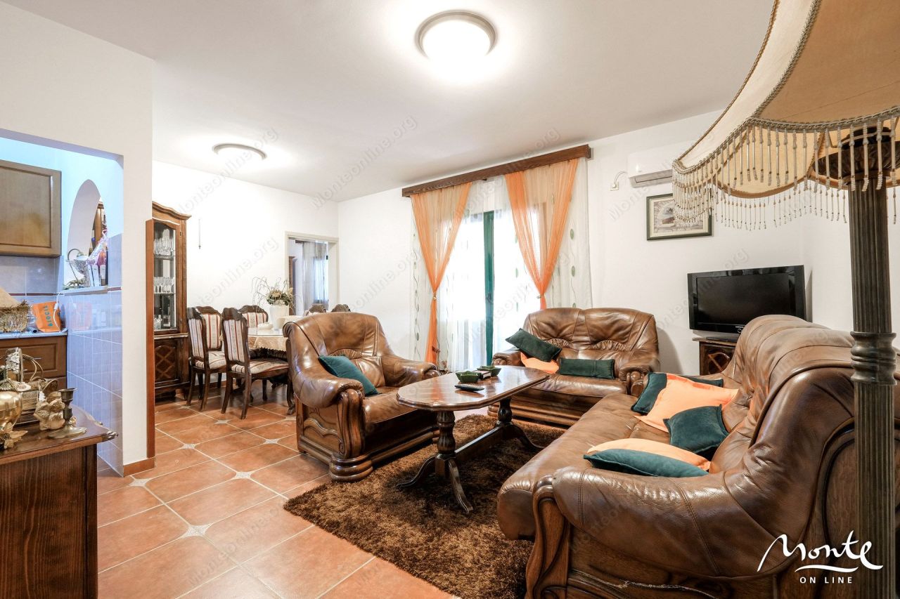 Apartment in Bijela, Montenegro, 64 m² - Foto 5