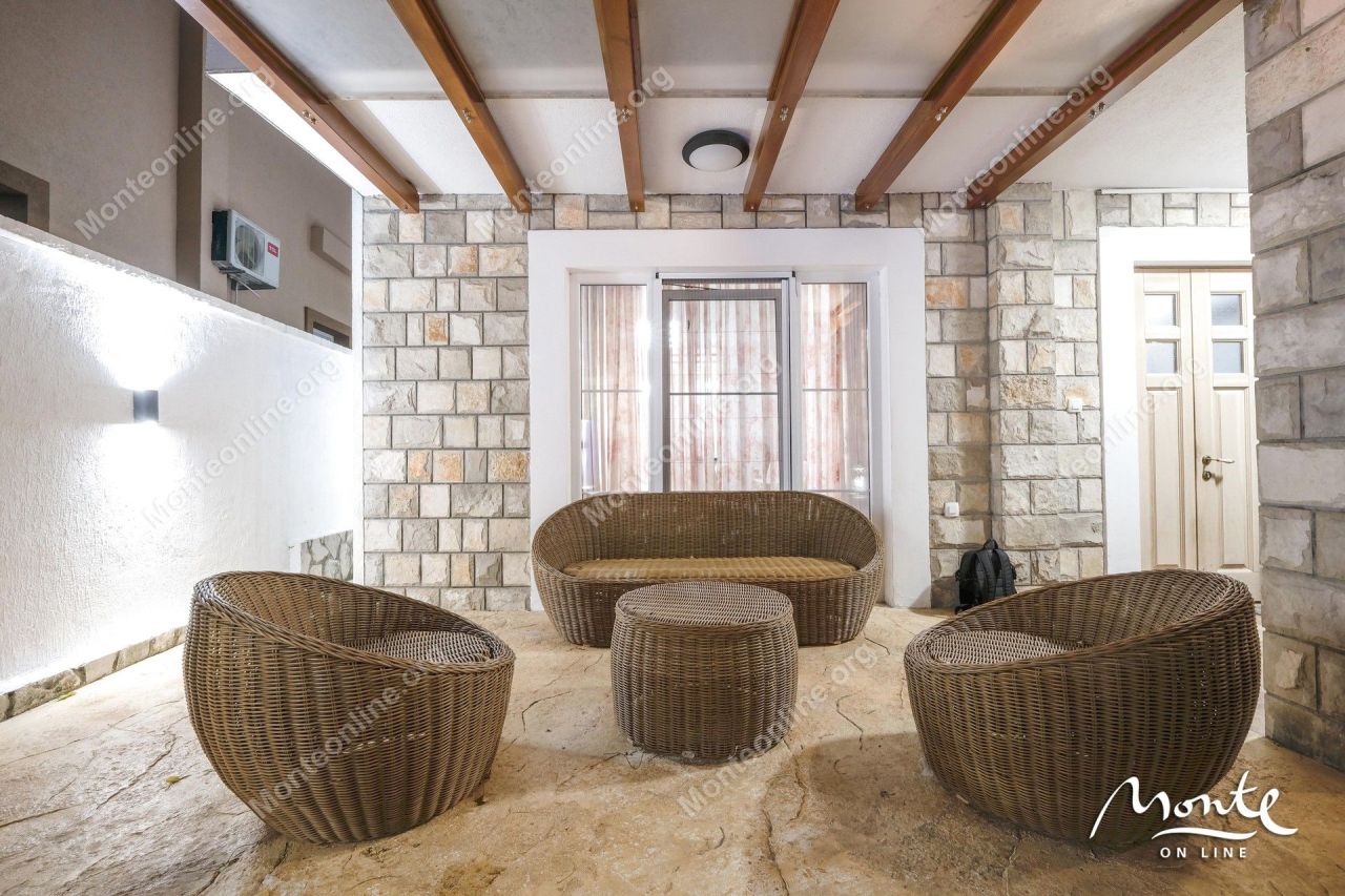 Villa in Tivat, Montenegro, 198 m² - picture 6