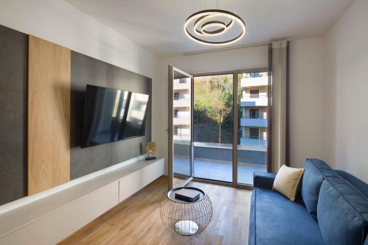 Apartment in Becici, Montenegro, 55 m² - picture 6