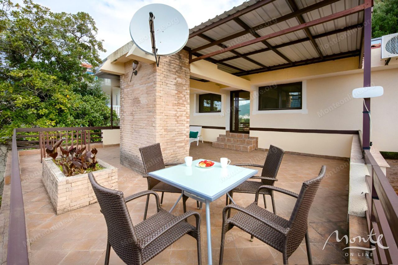 Villa in Budva, Montenegro, 155 m² - Foto 6