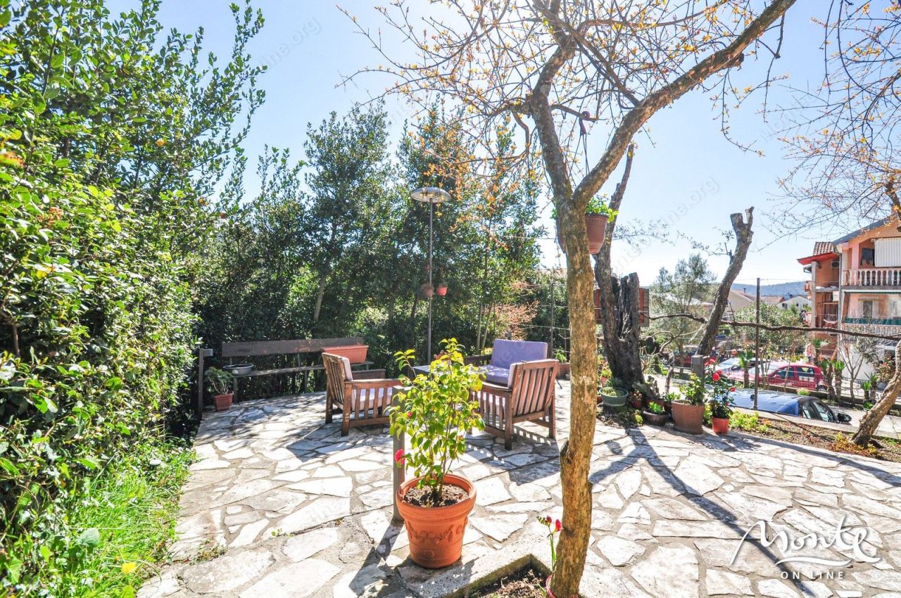 Villa a Tivat, Montenegro, 525 m² - foto 6