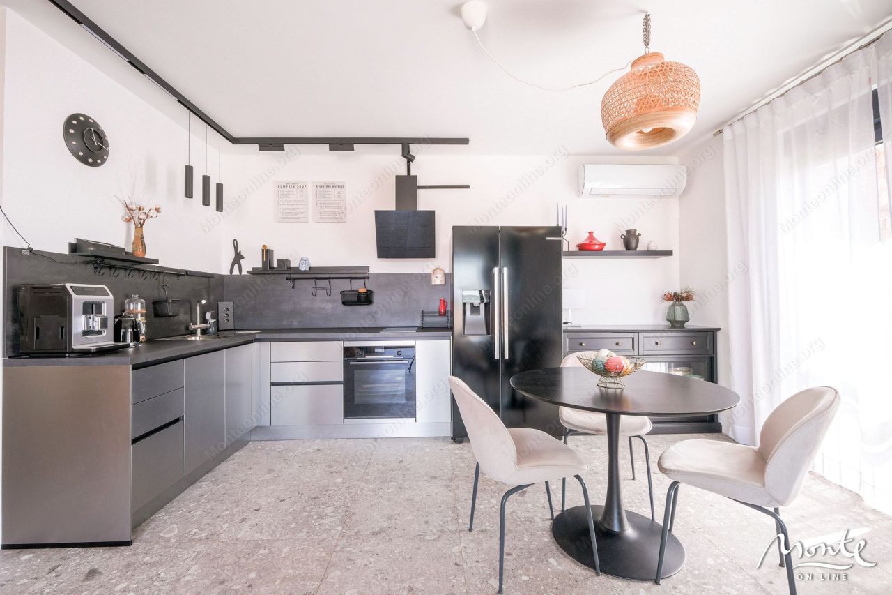 Apartment in Tivat, Montenegro, 77 m² - picture 7