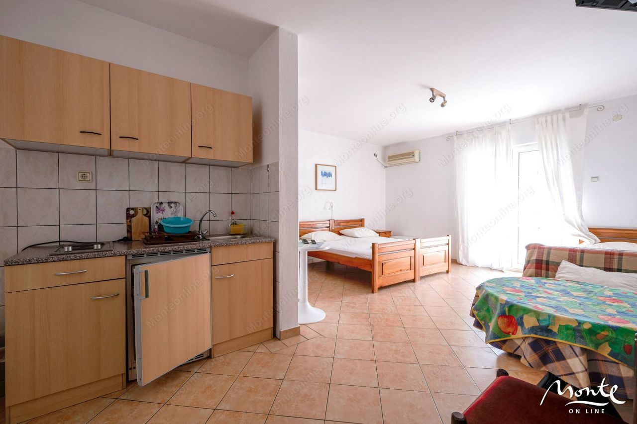 Villa a Becici, Montenegro, 195 m² - foto 7