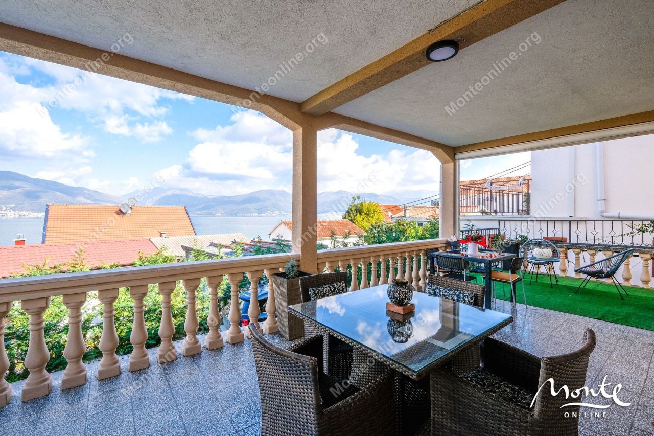 Villa in Krasici, Montenegro, 210 m² - Foto 7