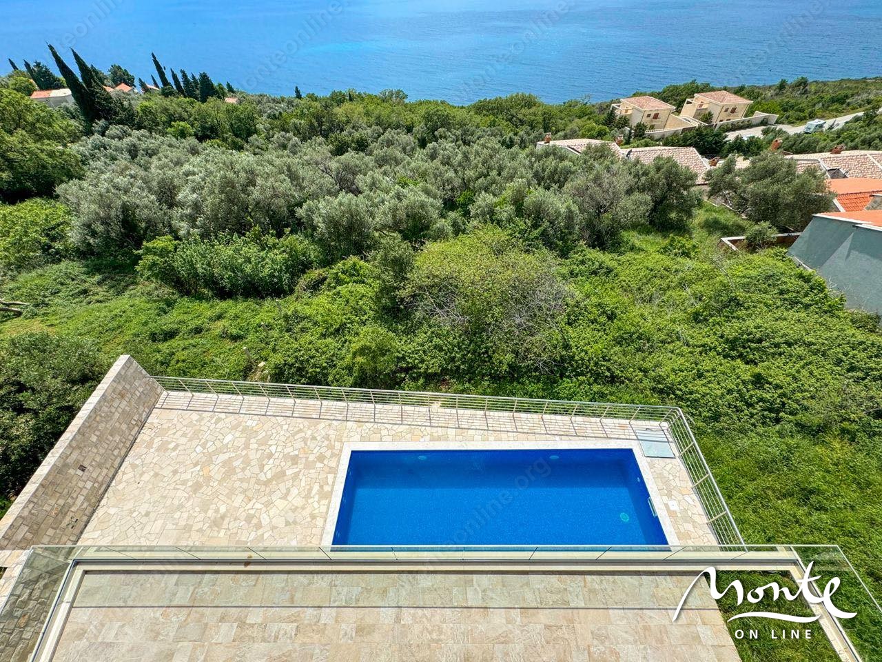 Villa en Rezevici, Montenegro, 217 m² - imagen 8