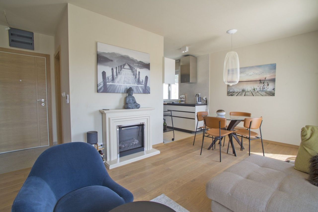 Appartement à Tivat, Monténégro, 64 m² - image 9